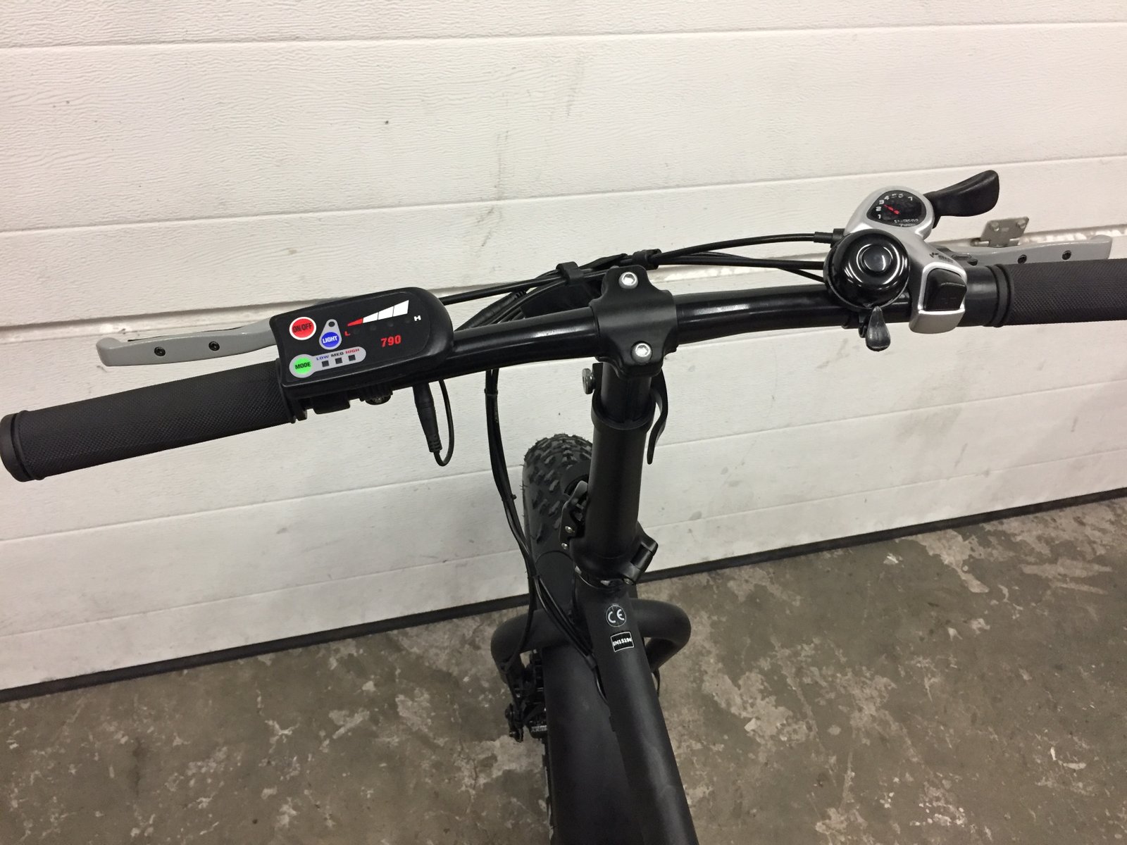 Vélo électrique Fat-bike pliable - noir