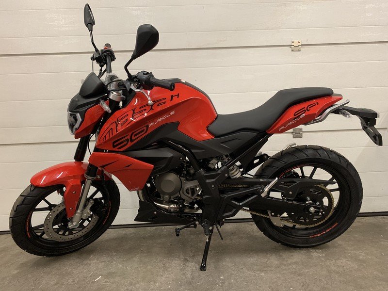 Moto Masai FURIOUS 50 - rouge