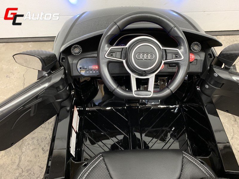 Voiture électrique Audi TT RS  - noir