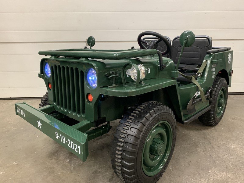 Jeep électrique willys army 24 V - 4 x 90 Watts (3 places) - vert