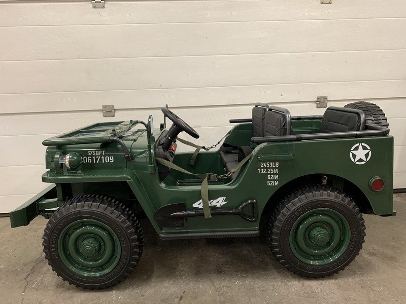 Jeep électrique willys army 24 V - 4 x 90 Watts (3 places) - vert